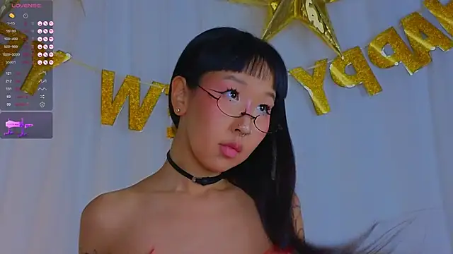 Snapshot of a11yson chatting on January 7, 3:47 pm a11yson online show from January 7, 3:47 pm