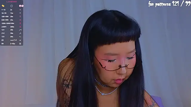 Snapshot of a11yson chatting on February 28, 3:35 pm a11yson online show from February 28, 3:35 pm