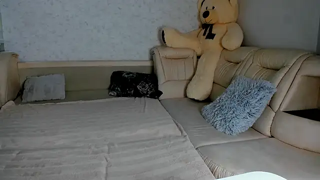 Snapshot of Your_Masha chatting on December 11, 9:45 pm Your Masha online show from December 11, 9:45 pm