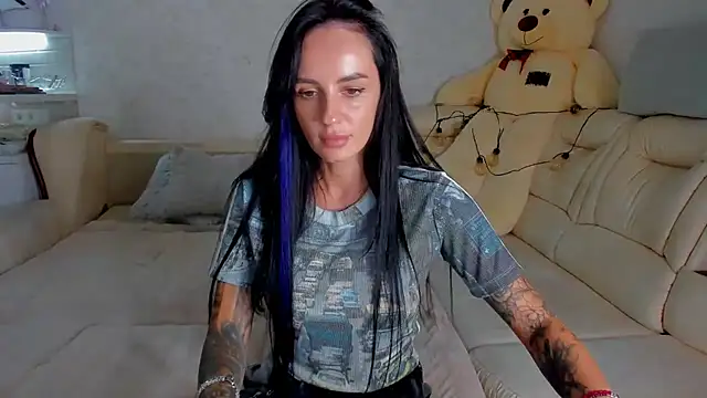 Snapshot of Your_Masha chatting on March 22, 6:36 pm Your Masha online show from March 22, 6:36 pm