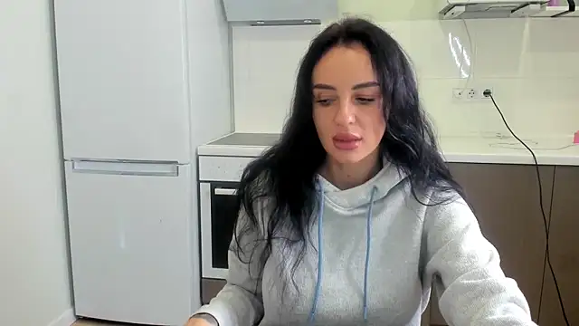 Snapshot of Your_Masha chatting on November 27, 8:49 am Your Masha online show from November 27, 8:49 am