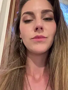 nicole 98 online show from April 18, 3:49 pm