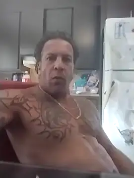 trucker1979 online show from October 8, 4:37 pm