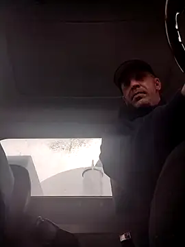 trucker1979 online show from April 7, 5:24 pm