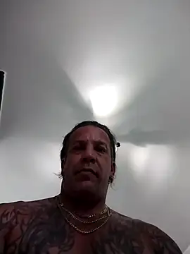 trucker1979 online show from June 22, 6:05 pm