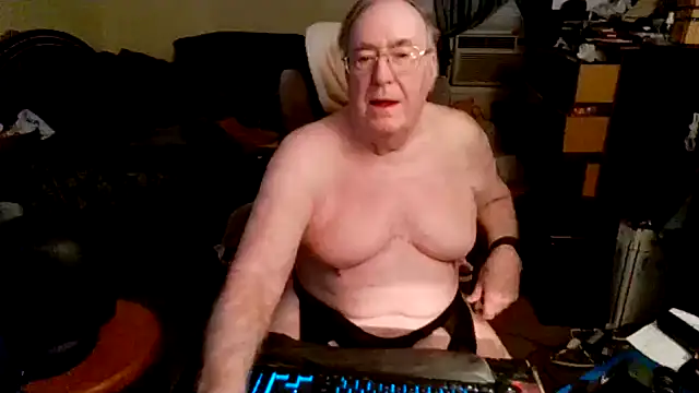 Toastir online show from November 13, 7:02 pm