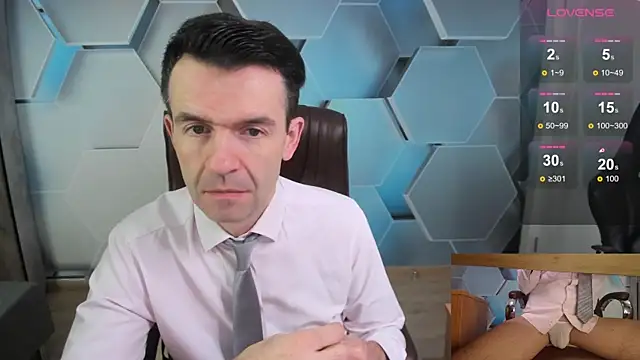 Snapshot of SteveTiger chatting on January 18, 3:21 am SteveTiger online show from January 18, 3:21 am