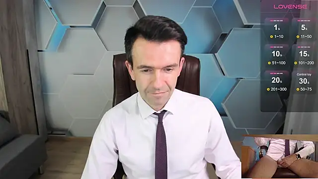 Snapshot of SteveTiger chatting on March 1, 3:25 pm SteveTiger online show from March 1, 3:25 pm