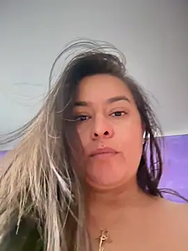 Ixchel Anaid online show from February 17, 1:40 pm