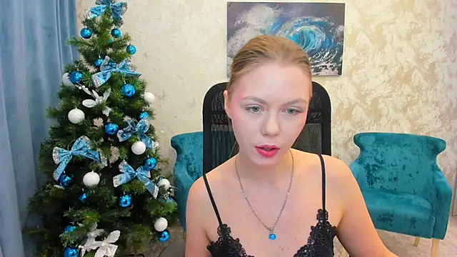 Strawberrye online show from December 14, 11:39 am