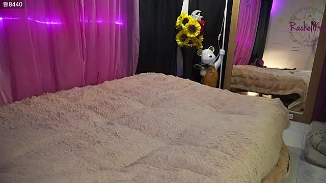 Rachellkors online show from March 24, 11:48 am