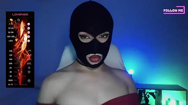 Bigfemblue online show from November 2, 11:18 pm