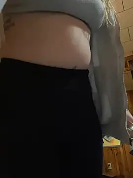 jaseyrae online show from December 19, 8:23 pm