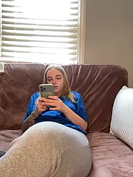 Snapshot of jaseyrae chatting on May 9, 2:44 pm jaseyrae online show from May 9, 2:44 pm