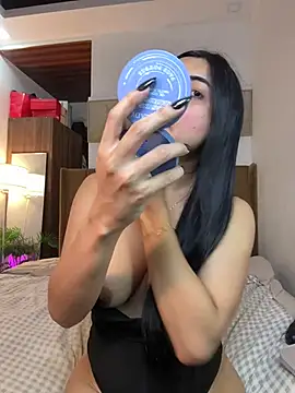 Bombshell Ashy online show from June 5, 11:21 pm