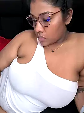 paola091 online show from December 18, 2:10 am