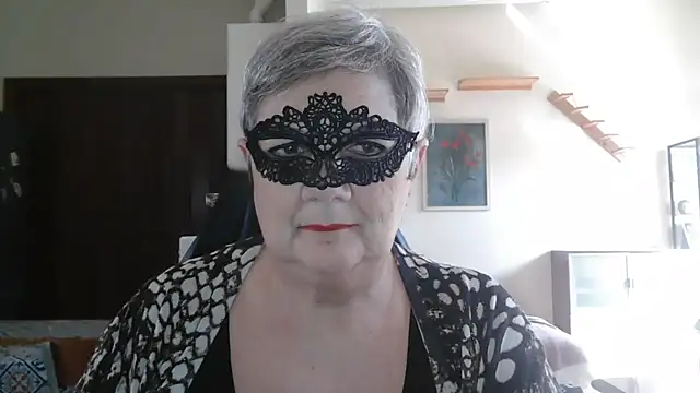 simona60 online show from April 8, 1:11 pm