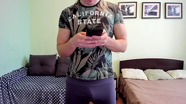 Marrymepls online show from April 13, 5:02 am