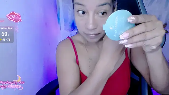 ninatiny online show from November 27, 9:11 am