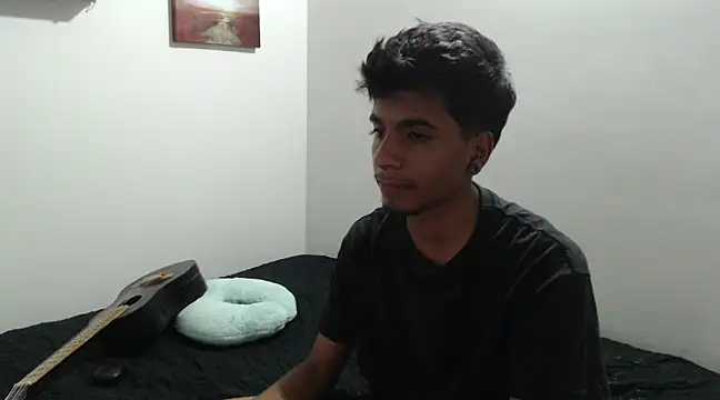 Snapshot of stevenosori chatting on January 18, 4:04 am stevenosori online show from January 18, 4:04 am