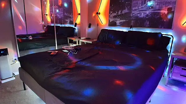 MikyFoxx online show from January 17, 6:51 am