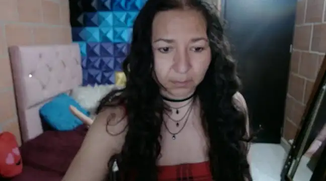 katifoxx online show from December 18, 10:13 pm