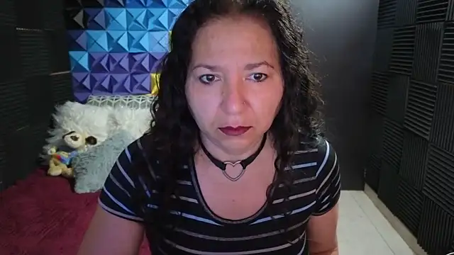 katifoxx online show from November 24, 4:07 pm