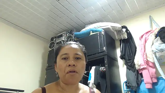 adrixxx38 online show from April 17, 8:12 pm