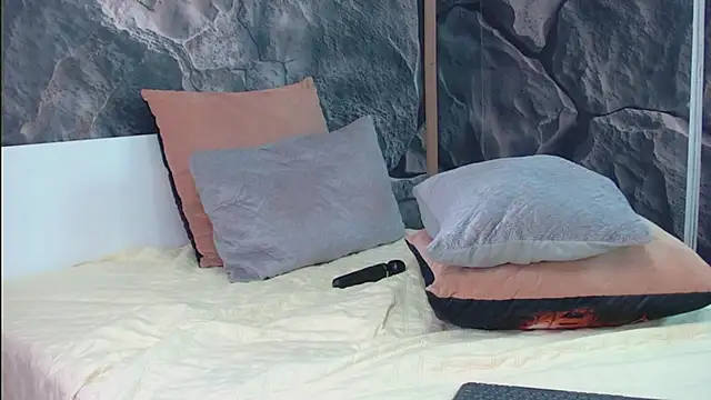 FreeMyFire online show from November 11, 3:06 am