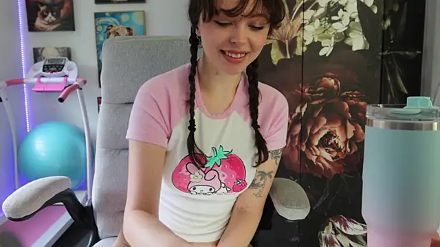 makiyahbelle online show from February 6, 4:10 am