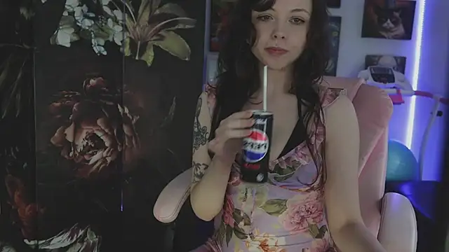 makiyahbelle online show from January 11, 9:03 am