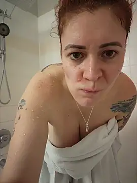 HollyTattoo online show from October 7, 6:49 pm