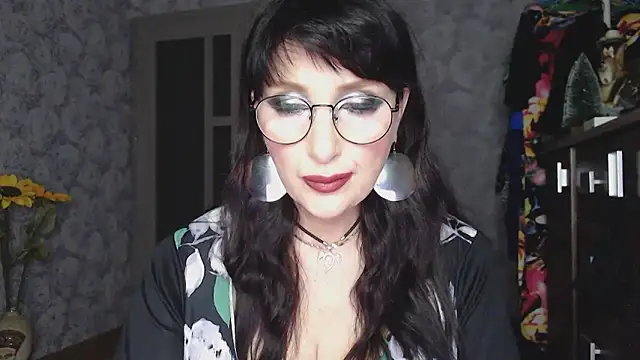 Aziza1 online show from January 19, 5:39 pm