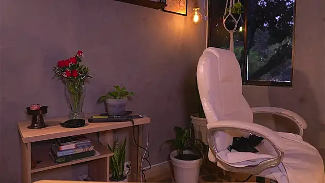 Isapetit  online show from October 4, 8:07 pm