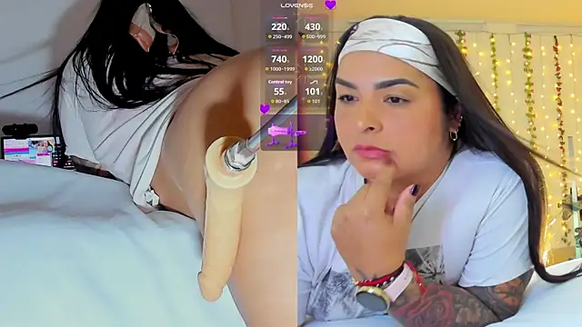 Snapshot of Alessandra_Smith chatting on September 28, 8:03 pm Alessandra Smith online show from September 28, 8:03 pm