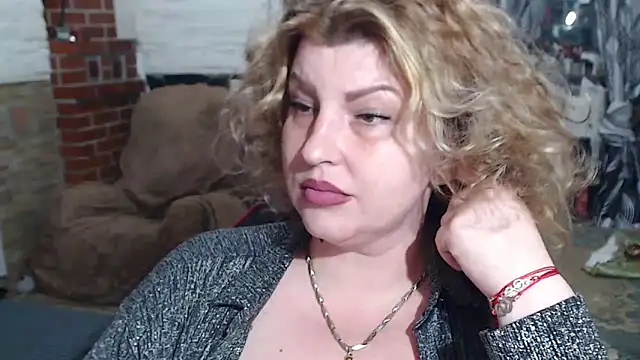 piticaforever online show from March 30, 7:26 pm