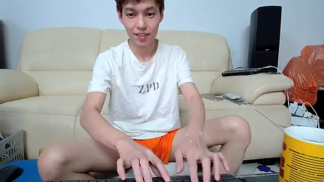 andrewooi online show from October 12, 10:47 am