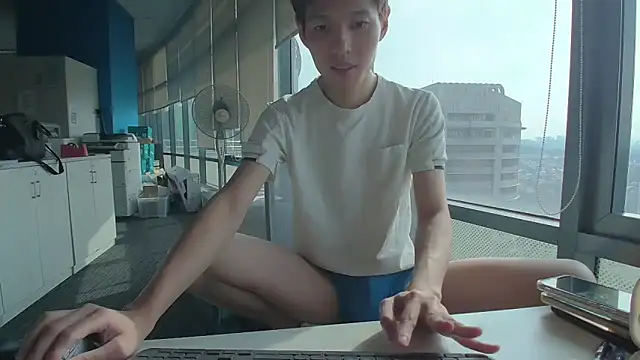 andrewooi online show from November 1, 1:18 am