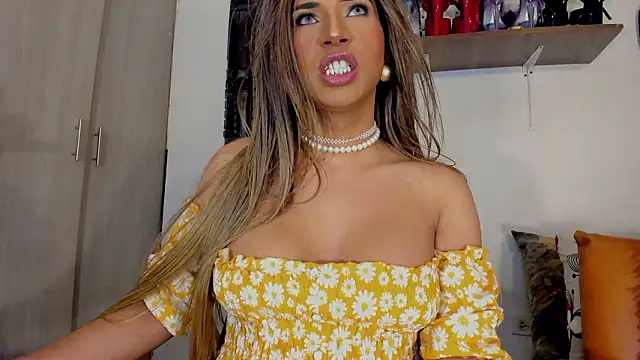 sashasweethot online show from February 20, 3:56 pm