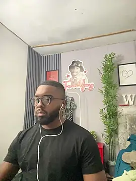 Snapshot of livepro chatting on March 22, 3:04 pm livepro online show from March 22, 3:04 pm