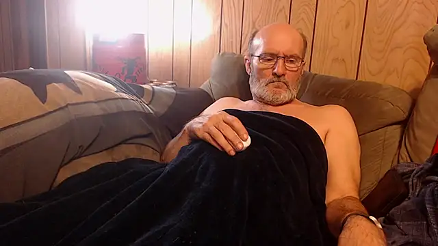 snickers1 online show from April 2, 11:08 am