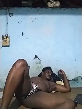 rohanhotguy online show from April 6, 5:47 pm