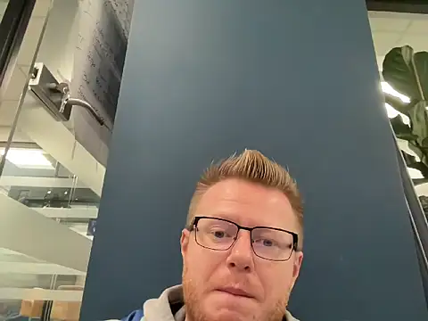 Snapshot of fmodel chatting on January 23, 10:54 am fmodel online show from January 23, 10:54 am