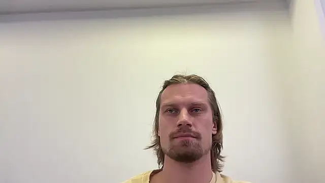 Snapshot of fmodel chatting on November 4, 10:36 am fmodel online show from November 4, 10:36 am