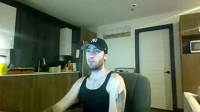 jijicool1 online show from December 18, 9:15 am