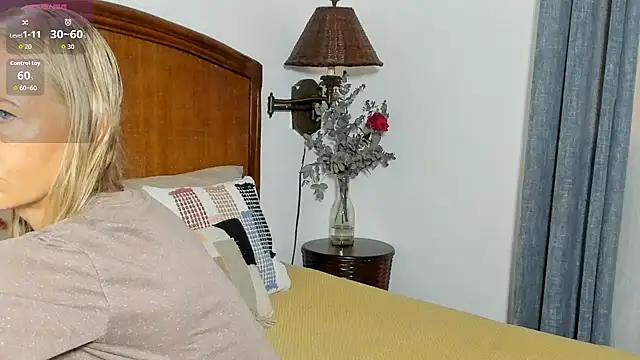 Christine 35 online show from March 27, 12:38 pm