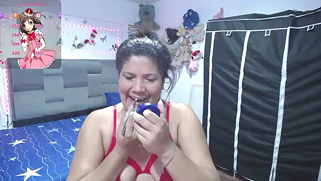 Snapshot of Sharloth_milf chatting on July 11, 2:09 pm Sharloth milf online show from July 11, 2:09 pm