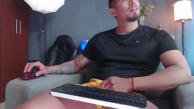 geirge teacherxx online show from October 17, 7:49 pm