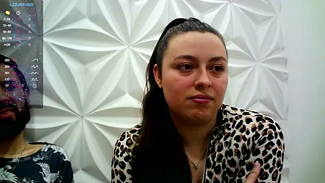 Snapshot of jerryandjessica chatting on October 13, 10:32 pm jerryandjessica online show from October 13, 10:32 pm