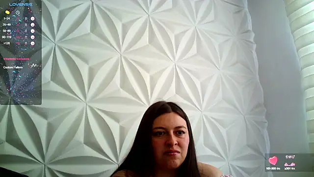 Snapshot of jerryandjessica chatting on October 15, 1:11 pm jerryandjessica online show from October 15, 1:11 pm